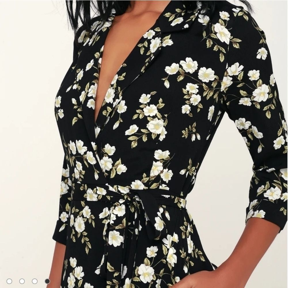LULUS Totally Blossom Floral Print Collared Wrap‎ - Picture 11 of 15